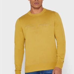 Tommy Hilfiger Men's Yellow Crewneck Sweater